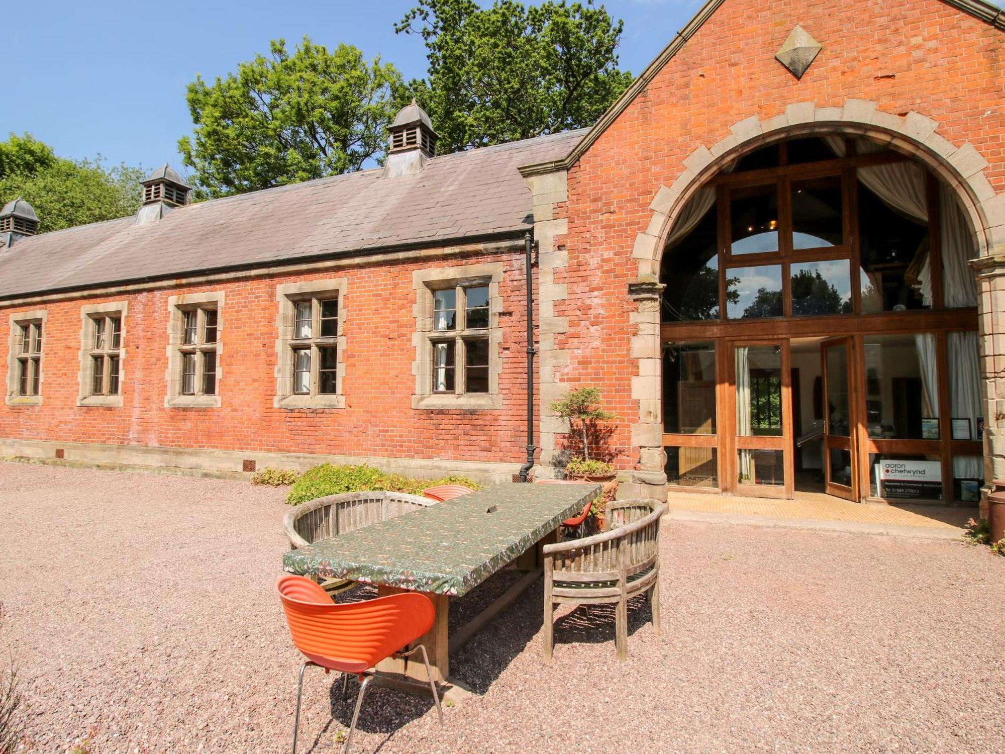 Chetwynd Lodge Stafford Exterior foto